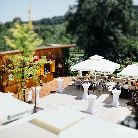 ホテル Gasthof Zur Post - Familie Luegmayer 3*