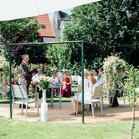 ホテル Gasthof Zur Post - Familie Luegmayer ノイホーフェン・アン・デア・イップス