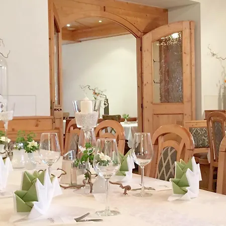 Gasthof Zur Post - Familie Luegmayer 3* Neuhofen an der Ybbs