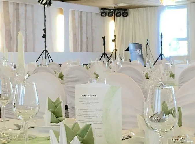 Hotel Gasthof Zur Post - Familie Luegmayer Neuhofen an der Ybbs